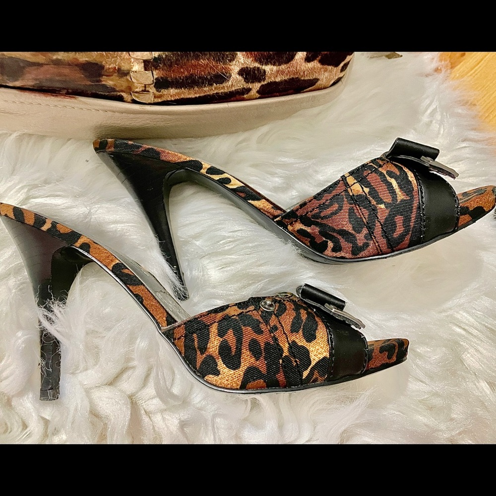 Guess Animal Print Slip on Heels - Picture 4 of 12
